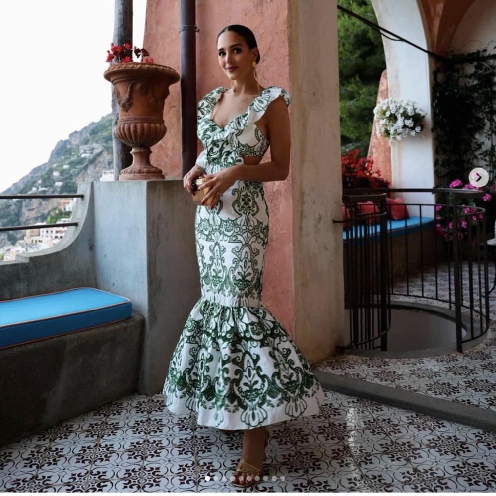 Zara Green and White NEW EMBROIDERED Midi Dress 3152/032 size large